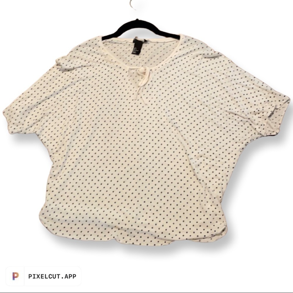 H&M L dolman sleeve polka dot blouse with keyhole tied top closure